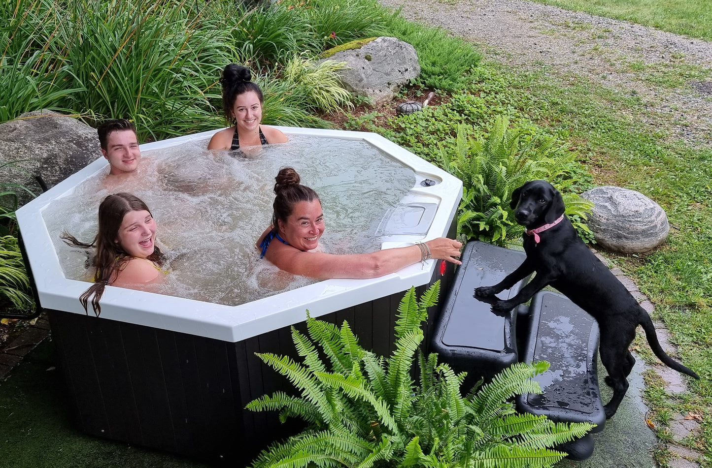 Muskoka 5-Person 14-Jet Portable Hot Tub