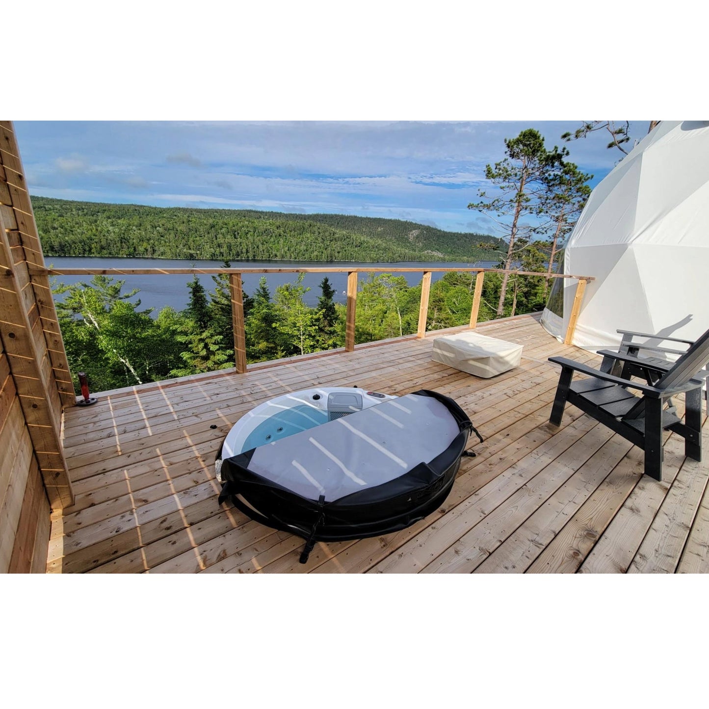 Okanagan 4-Person 10-Jet Portable Hot Tub